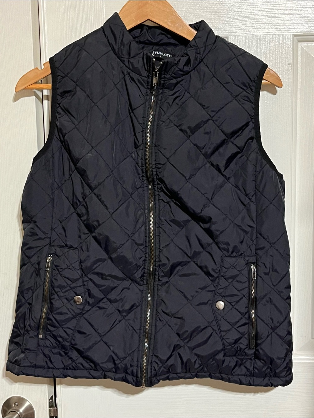 Fundament Quilted Black Sleeveless Vest - Zip Front
17-05